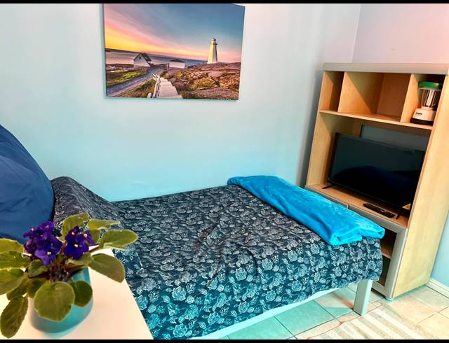 1 bed property to rent in PINELANDS